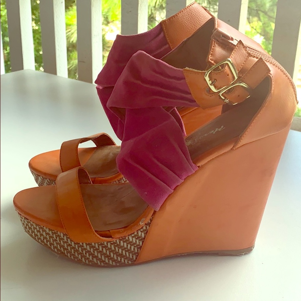 Cute Orange & Pink Wedges/Sandal